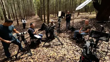 Backdrop for the TV series "O Mistério de Varginha" #1558384