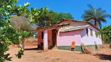 Backdrop for the TV series "O Mistério de Varginha" #1558385