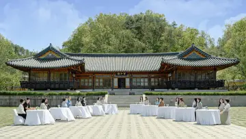 Backdrop for the TV series "Match to Marry: With Parents" #1475670
