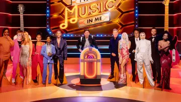 Backdrop for the TV series "I’ve Got The Music In Me" #1229785