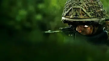 Backdrop for the TV series "Platoon 24/7" #1557764