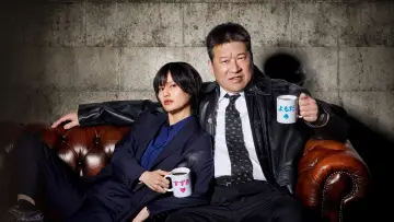 Backdrop for the TV series "Surname Confidential" #1607360
