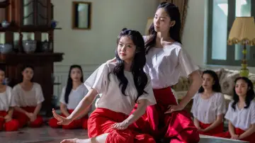 Backdrop for the TV series "The Bangkok Red Opera" #1489020