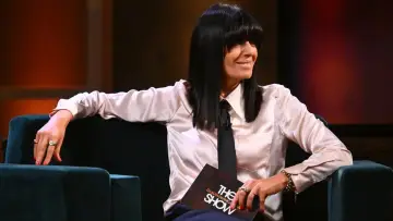 Backdrop for the TV series "The Claudia Winkleman Show" #1555485