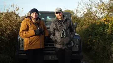 Backdrop for the TV series "Sam & Ade Go Birding" #1490489