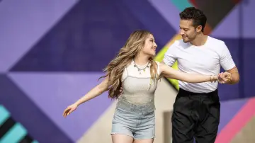 Backdrop for the TV series "Soy Luna: Let