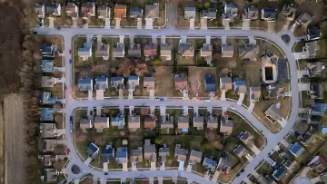 Backdrop for the TV series "Worst Neighbor Ever" #1474664