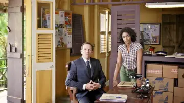 Backdrop for the TV series "Death in Paradise" #1254355