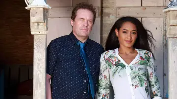 Backdrop for the TV series "Death in Paradise" #1254358