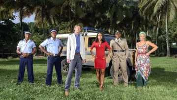 Backdrop for the TV series "Death in Paradise" #1254389
