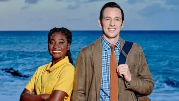 Backdrop for the TV series "Death in Paradise" #1254394