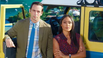Backdrop for the TV series "Death in Paradise" #1254407