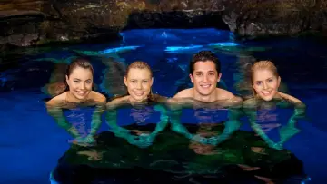 Backdrop for the TV series "Mako: Island of Secrets" #1405545