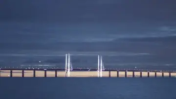 Backdrop к сериалу "The Bridge" #1339960