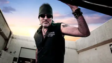 Backdrop for the TV series "Counting Cars" #1435964