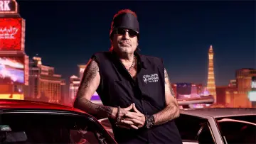 Backdrop for the TV series "Counting Cars" #1435968