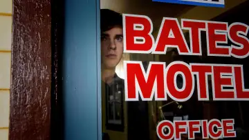 Backdrop for the TV series "Bates Motel" #1320420