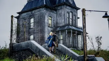 Backdrop for the TV series "Bates Motel" #1320422