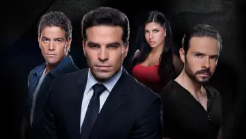 Corona de lágrimas poster
