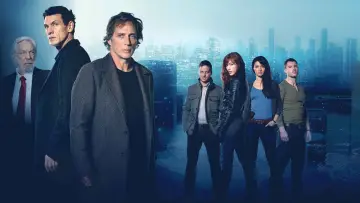 Backdrop к сериалу "Crossing Lines" #1402608