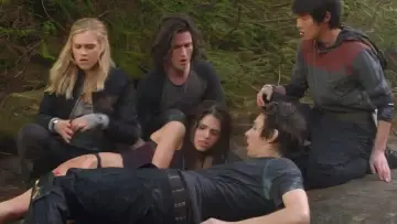 Backdrop for the TV series "The 100" #1273607