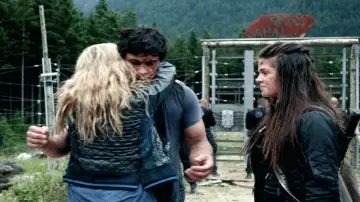 Backdrop for the TV series "The 100" #1273612
