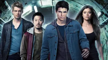 Backdrop for the TV series "The Tomorrow People" #1444282