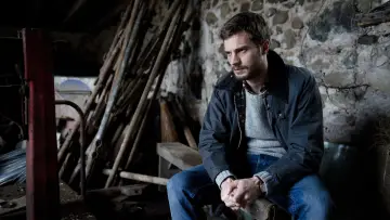 Backdrop for the TV series "The Fall" #1405496