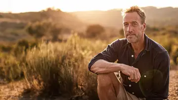 Backdrop к сериалу "Ben Fogle: New Lives in the Wild" #1492305