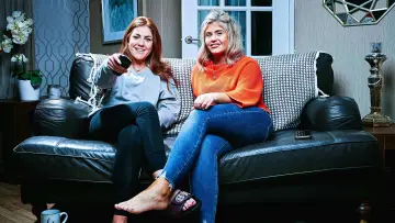 Backdrop for the TV series "Gogglebox" #1495019