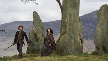 Backdrop for the TV series "Outlander" #1253349