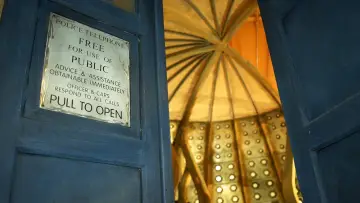 Backdrop for the TV series "Doctor Who" #1236822