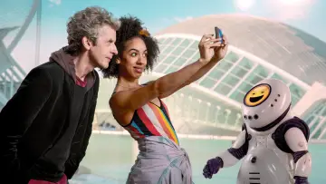 Backdrop for the TV series "Doctor Who" #1237342