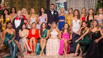 Backdrop for the TV series "The Bachelor" #1391324