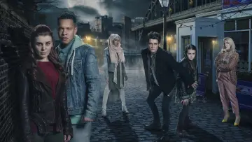 Backdrop for the TV series "Wolfblood" #1458802