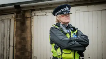 Backdrop for the TV series "Happy Valley" #1421395
