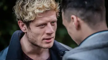 Backdrop for the TV series "Happy Valley" #1421406