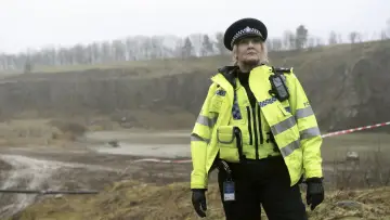 Backdrop for the TV series "Happy Valley" #1421410