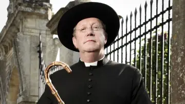 Backdrop for the TV series "Father Brown" #1291627