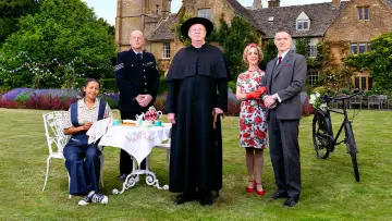 Backdrop for the TV series "Father Brown" #1291639