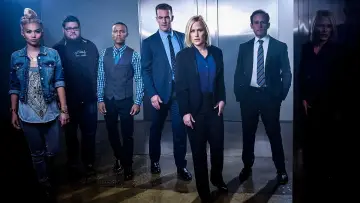 Backdrop for the TV series "CSI: Cyber" #1471056
