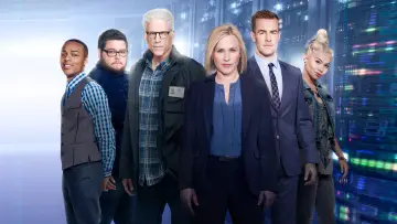 Backdrop for the TV series "CSI: Cyber" #1471059