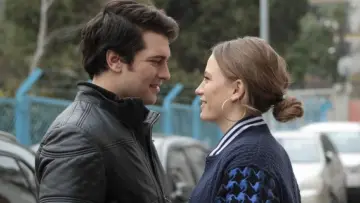 Backdrop for the TV series "Medcezir" #1382348