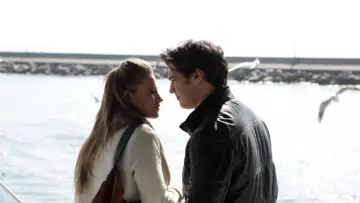 Backdrop for the TV series "Medcezir" #1382352