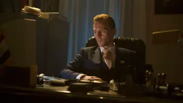 Backdrop for the TV series "The Night Manager" #1327113