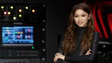 Backdrop for the TV series "K.C. Undercover" #1356084
