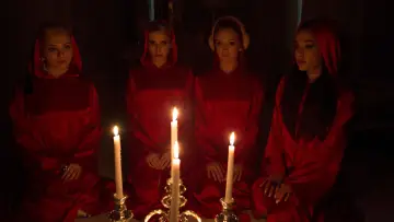 Backdrop for the TV series "Scream Queens" #1459883