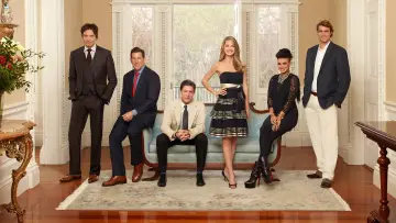 Backdrop for the TV series "Southern Charm" #1499190