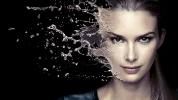Backdrop for the TV series "Stitchers" #1469094