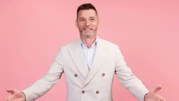 Backdrop for the TV series "First Dates" #1356136